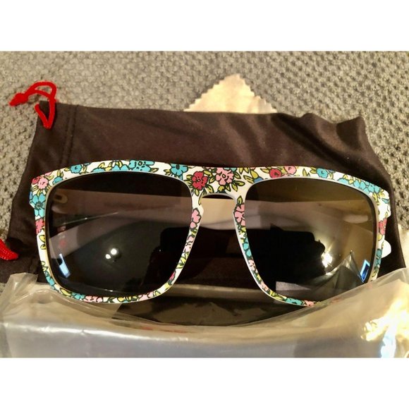 THREE PAIRS BUNDLE  New Quiksilver Sunglass Sets - Picture 8 of 13